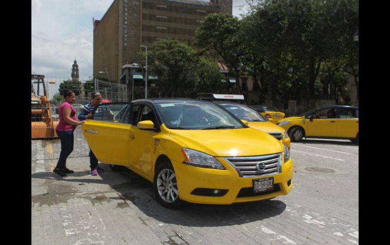 Señalan que la tarifa de taxis amarillos puede esperar un mejor momento para su incremento. EL INFORMADOR / ARCHIVO