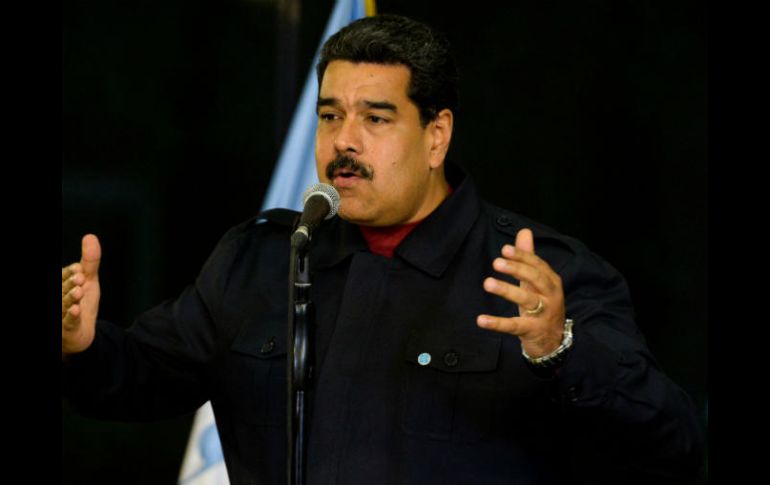 'Deja al mundo plagado de terrorismo y en América Latina tres golpes de Estado', dice Maduro sobre Obama. AFP / F. Parra