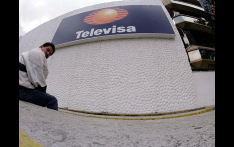 A Televisa se le obligó a que ofrezca el acceso a su infraestructura activa a través del servicio de emisión de señal. NTX / ARCHIVO