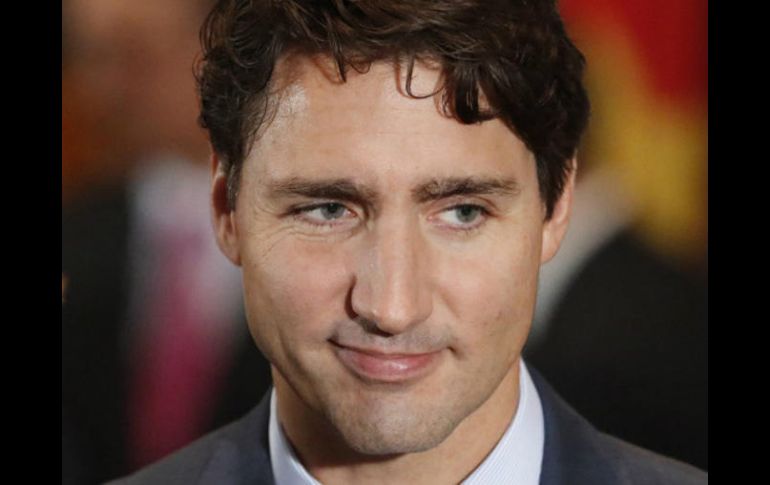 Trudeau reafirma la responsabilidad de su gobierno de hablar en contra del racismo, el odio, la xenofobia y la intolerancia. AP / ARCHIVO