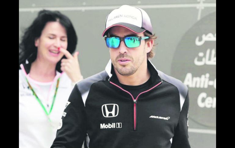 El año pasado, Fernando Alonso no participó en el Gran Premio de Bahrein después de que no recibiera la autorización médica. AP /
