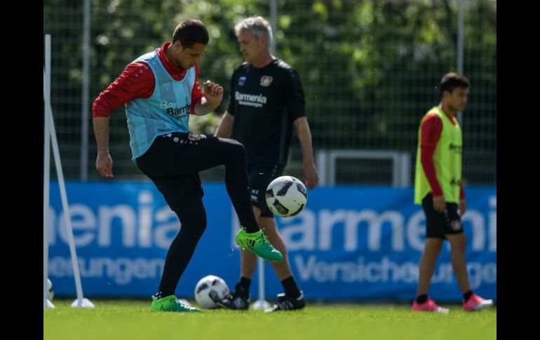 A pesar de la mala temporada, Hernández es el máximo goleador del Bayer Leverkusen con 10 anotaciones. TWITTER / @bayer04_es