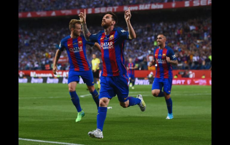 Lionel Messi lleva a su equipo, el Barcelona, a la obtención de la Copa del Rey. AFP / J. Lago