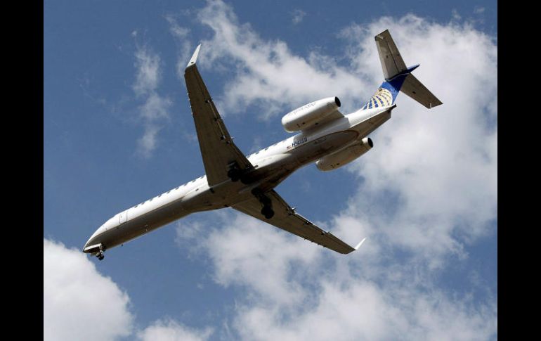 Las fobias más comunes son a los medios de transporte, principalmente los aviones. EL INFORMADOR / ARCHIVO
