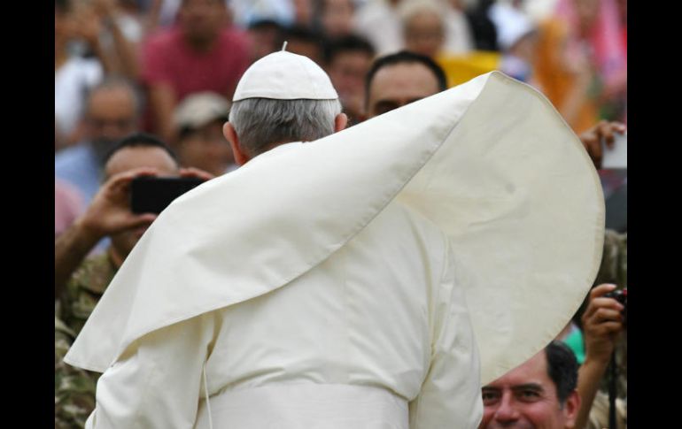 El Pontífice señala que ''los mártires no viven para sí, no combaten para afirmar las propias ideas''. AFP / V. Pinto