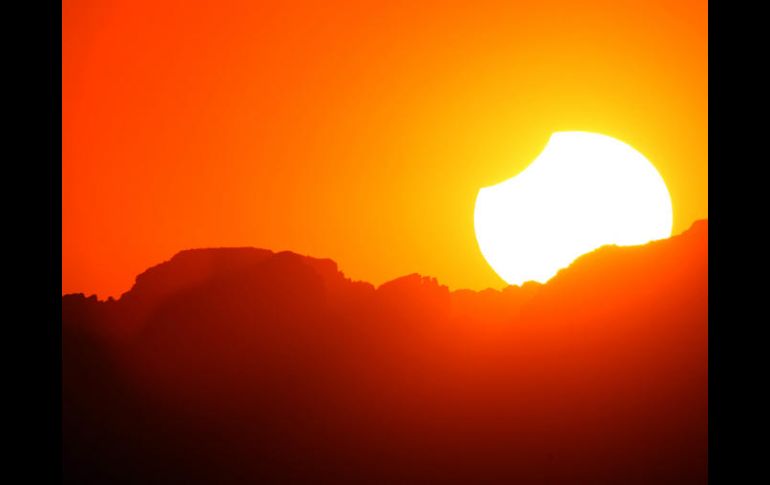 Será el primer eclipse solar completo en casi un siglo que pueda verse de costa a costa. AFP / ARCHIVO