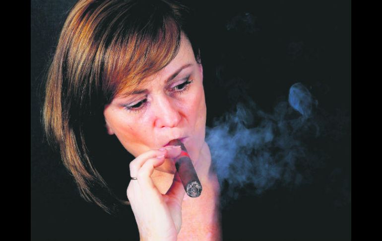 Peligro. Fumar, una adicción que tiene varios efectos secundarios. ESPECIAL / PIXABAY