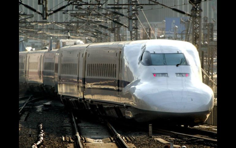 China ya ha desarrollado la tecnología para ejecutar trenes maglev a una velocidad de menos de 100 kmh. AP / ARCHIVO