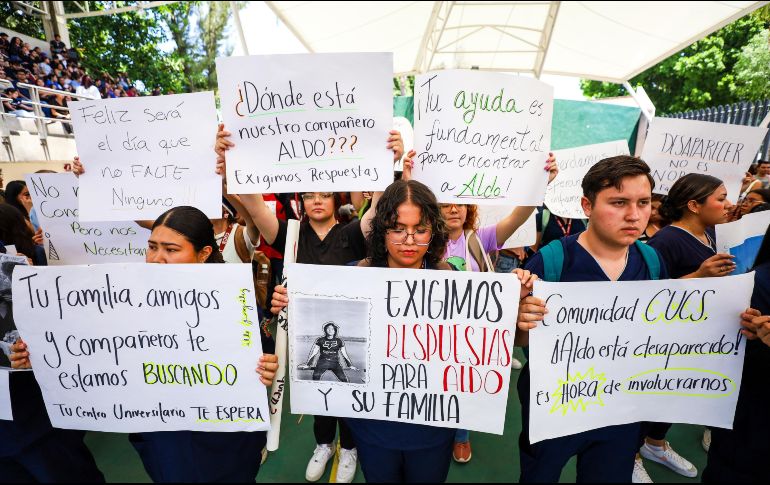Particularmente, en el Centro Universitario de Ciencias de la Salud, donde Aldo estudiaba, se realizó una manifestación pacífica. EL INFORMADOR / A. NAVARRO
