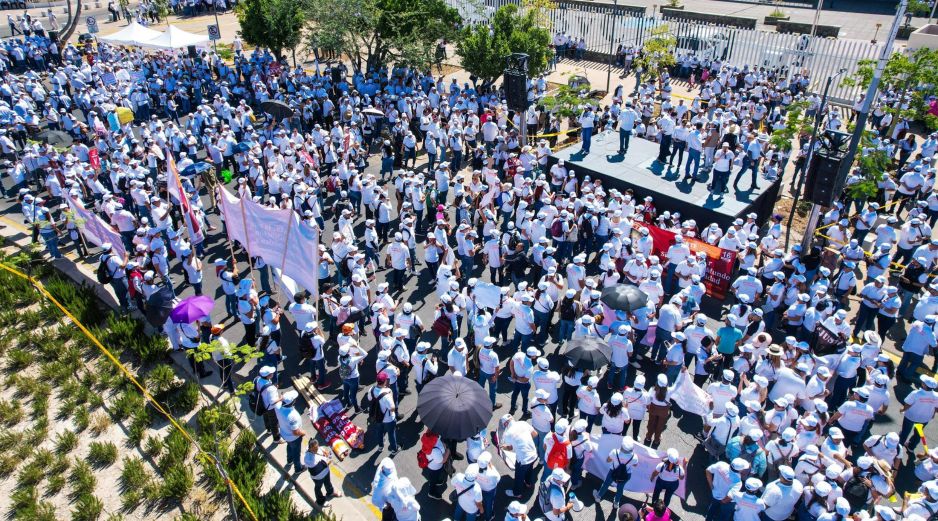 En el centro de la ciudad, la Federación General de Trabajadores del Estado y sus Municipios (FGTEM) también realizó una manifestación. EL INFORMADOR / A. NAVARRO